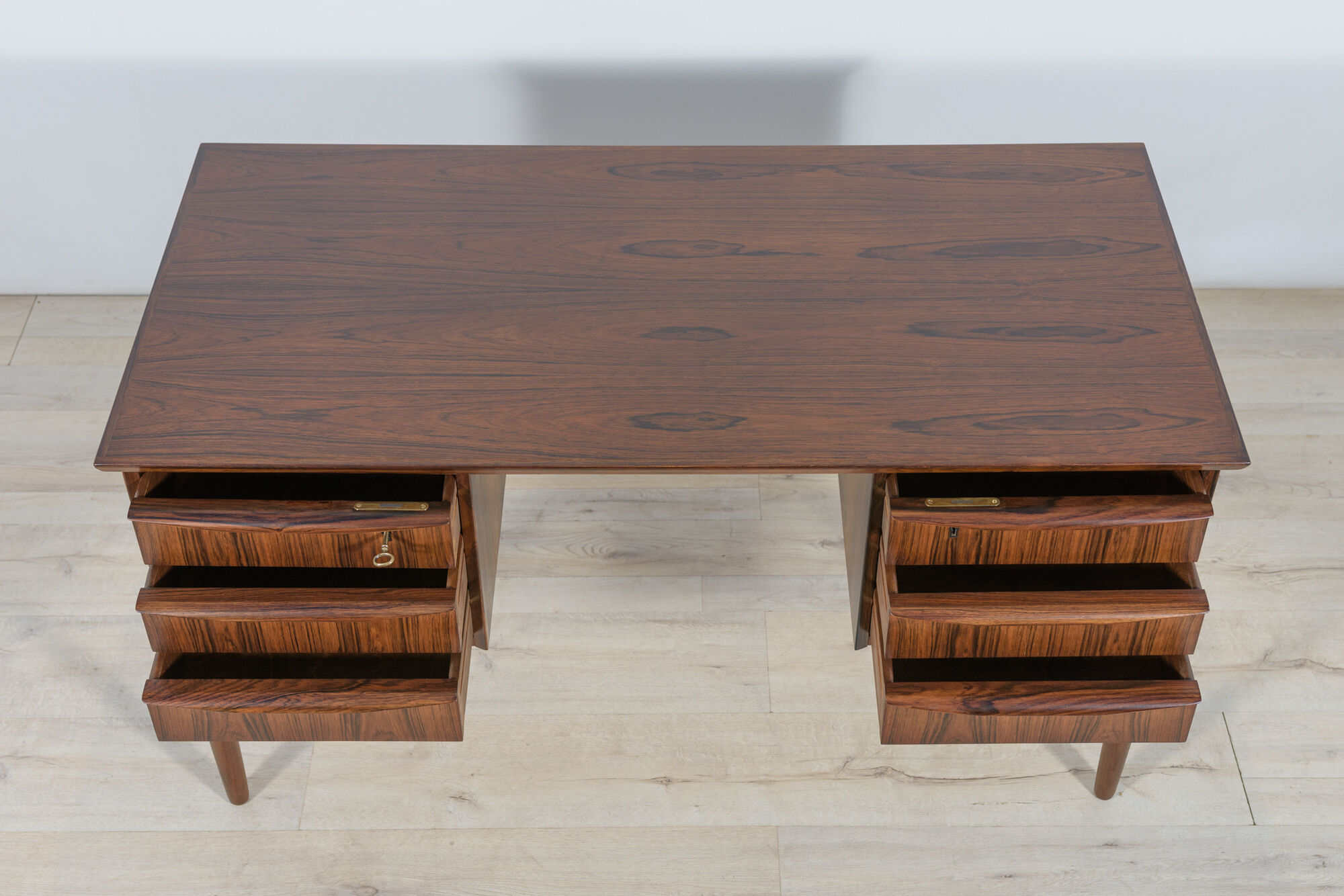 Mid-Century Freestanding Rosewood Desk, 1960s