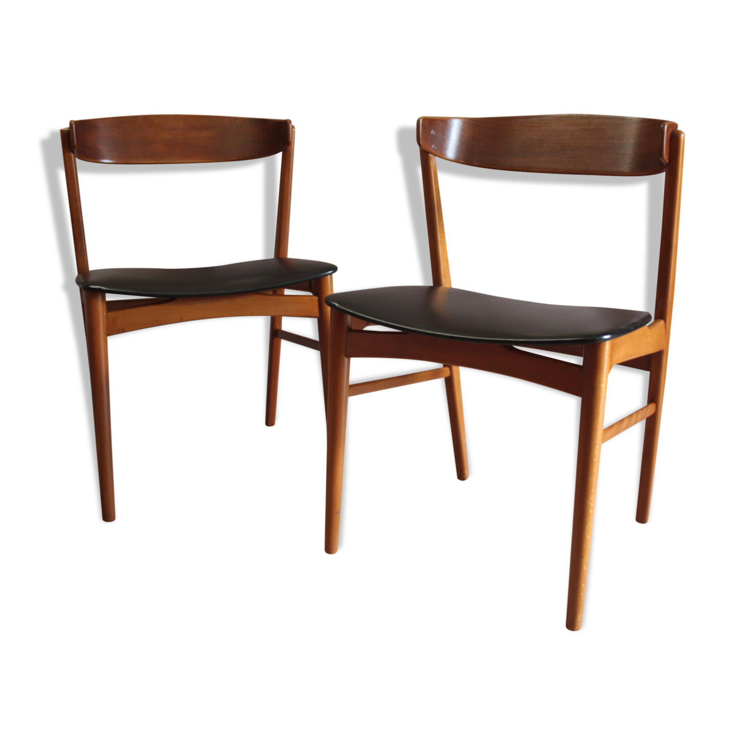 Lot de deux chaises scandinave farstrup model 206