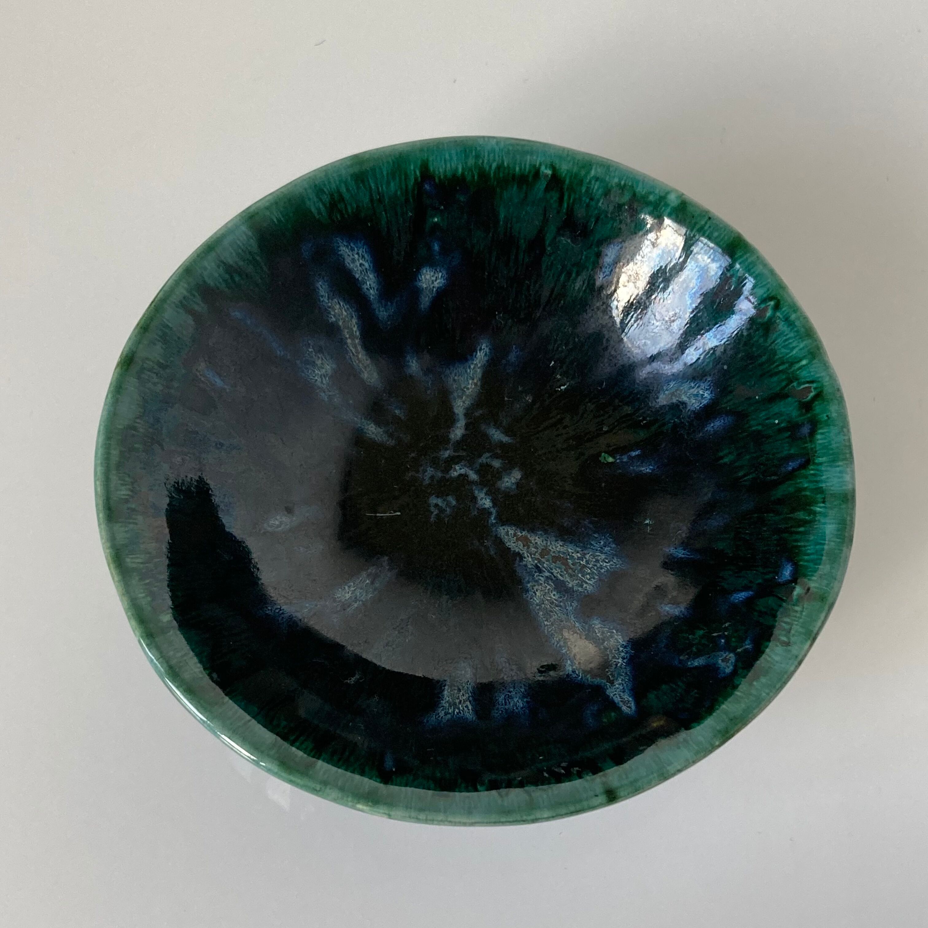 Ceramic pocket tray and green cover