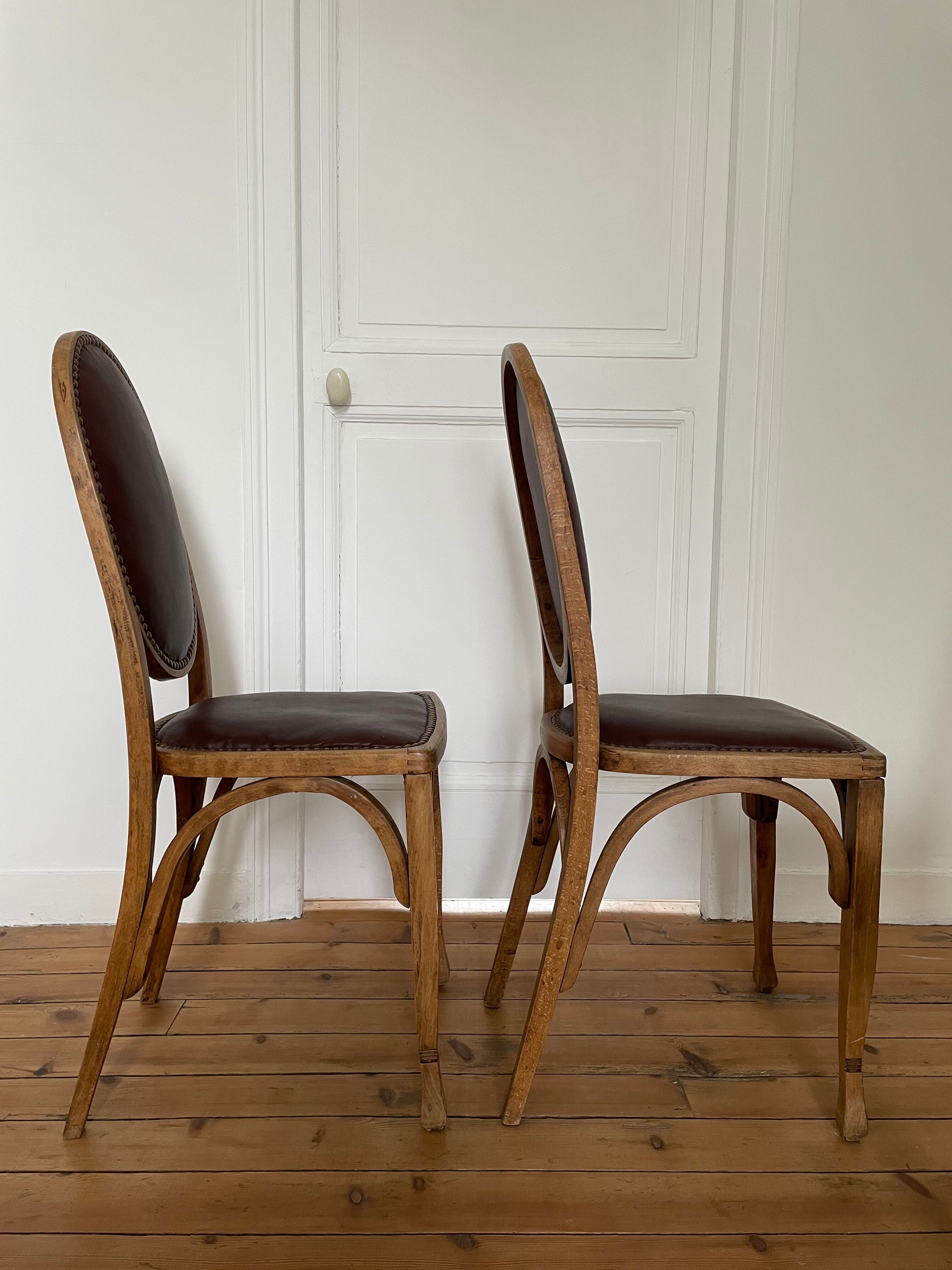Lot de 2 chaises de bistrot Baumann anciennes