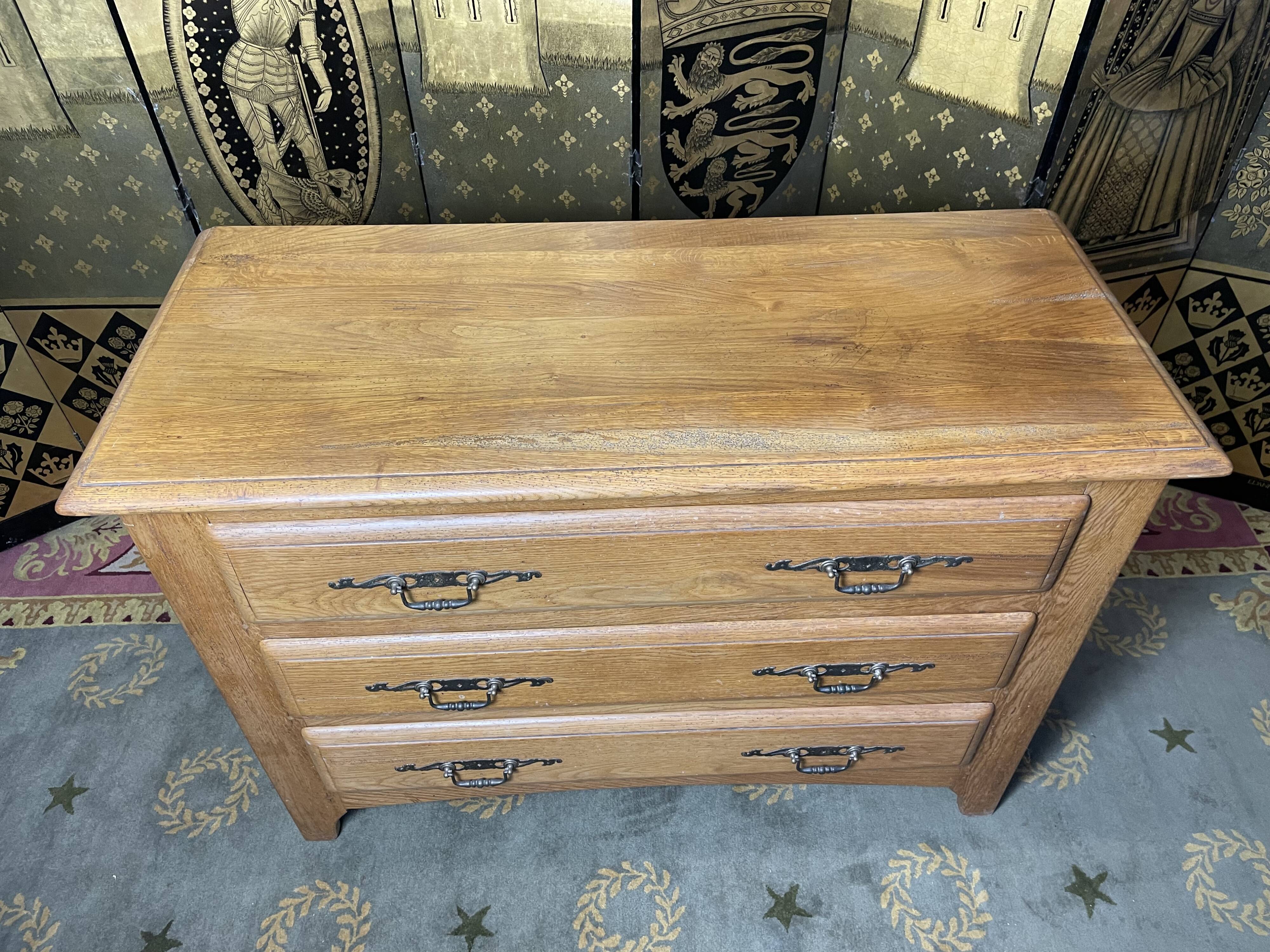 Rustic solid oak chest of drawers
