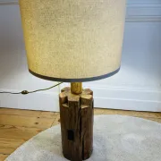 Lampe brutaliste en bois