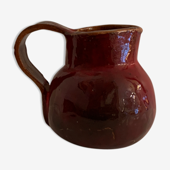 Red ceramic pitcher or jug blood of beef, 1970