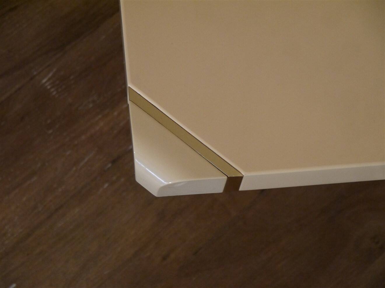 1970s lacquered lift-top coffee table