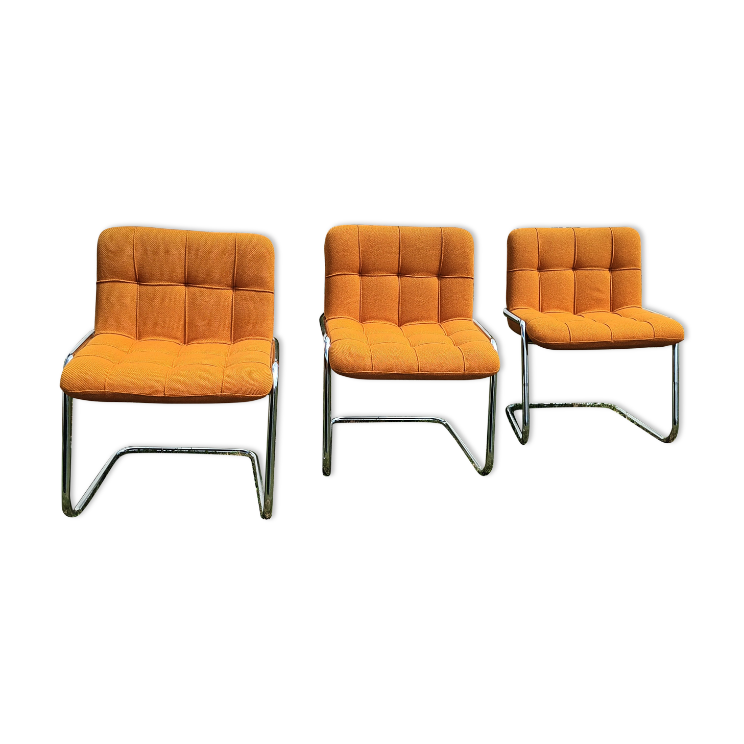 Yves Christin chairs for Airborne