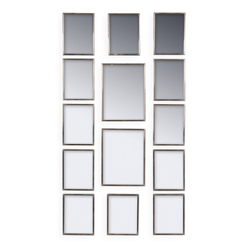 Collection vintage italienne de miroirs en métal blanc encadrés des années 1950.