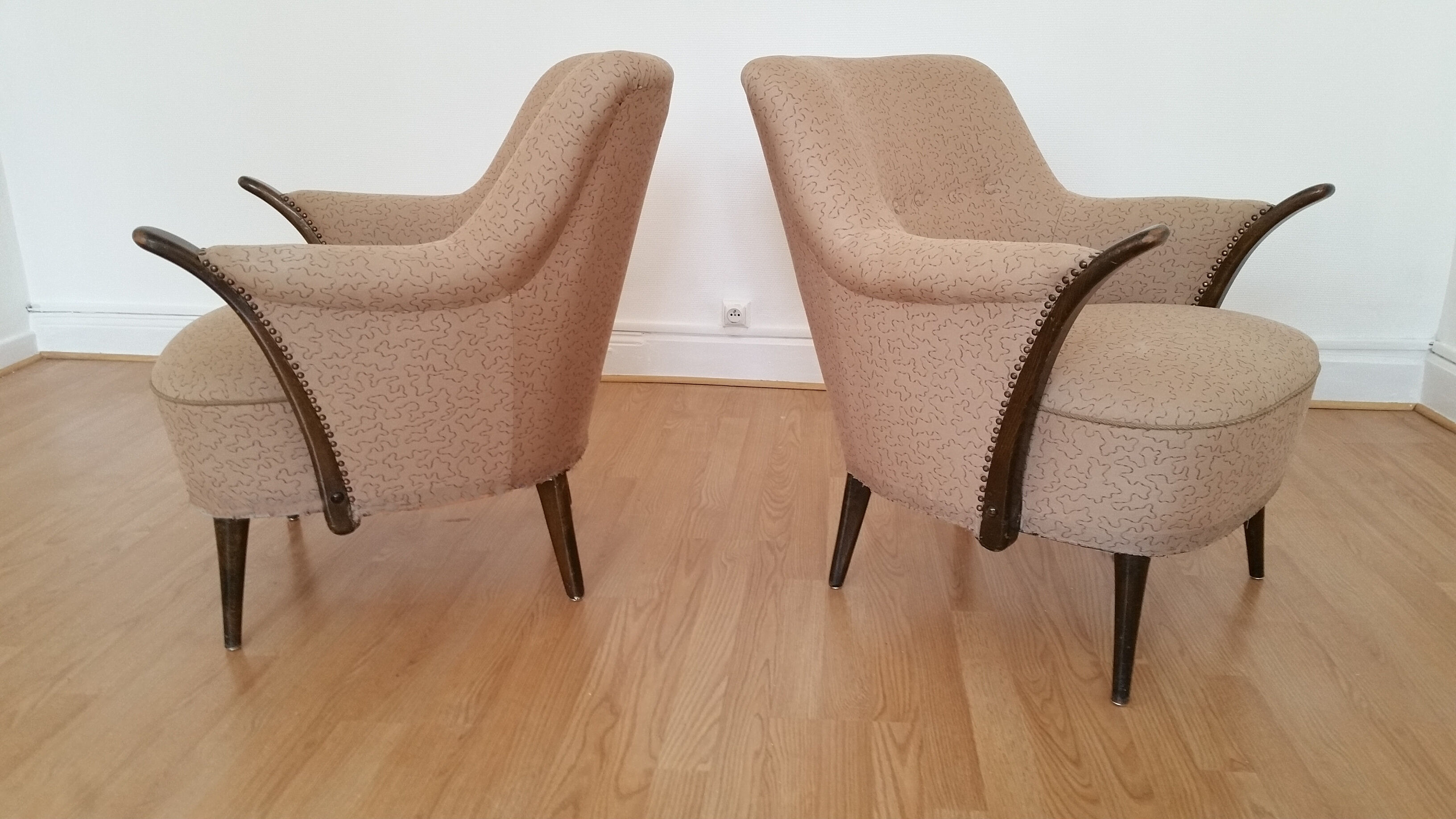 Danish chair organic 50s/60s (two are available)