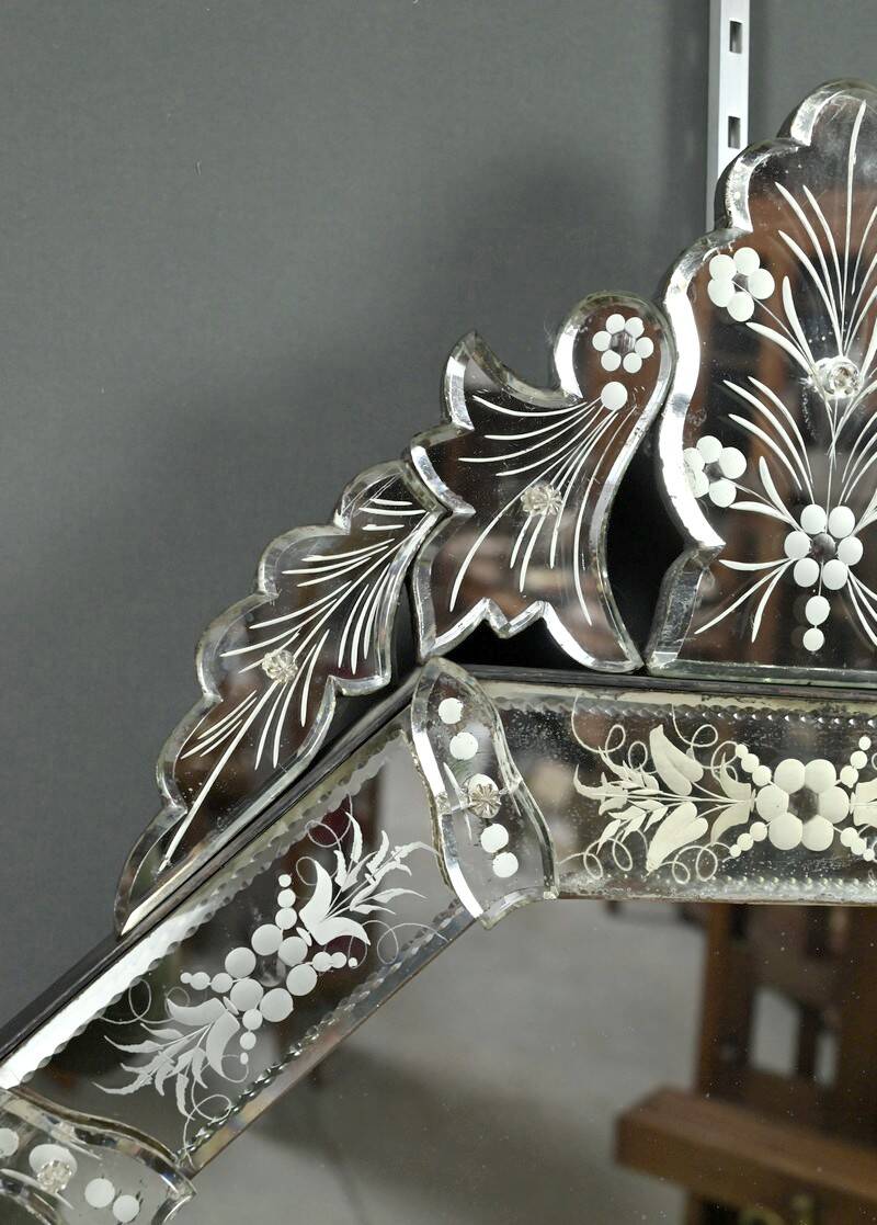 Octagonal Venetian mirror – 1950