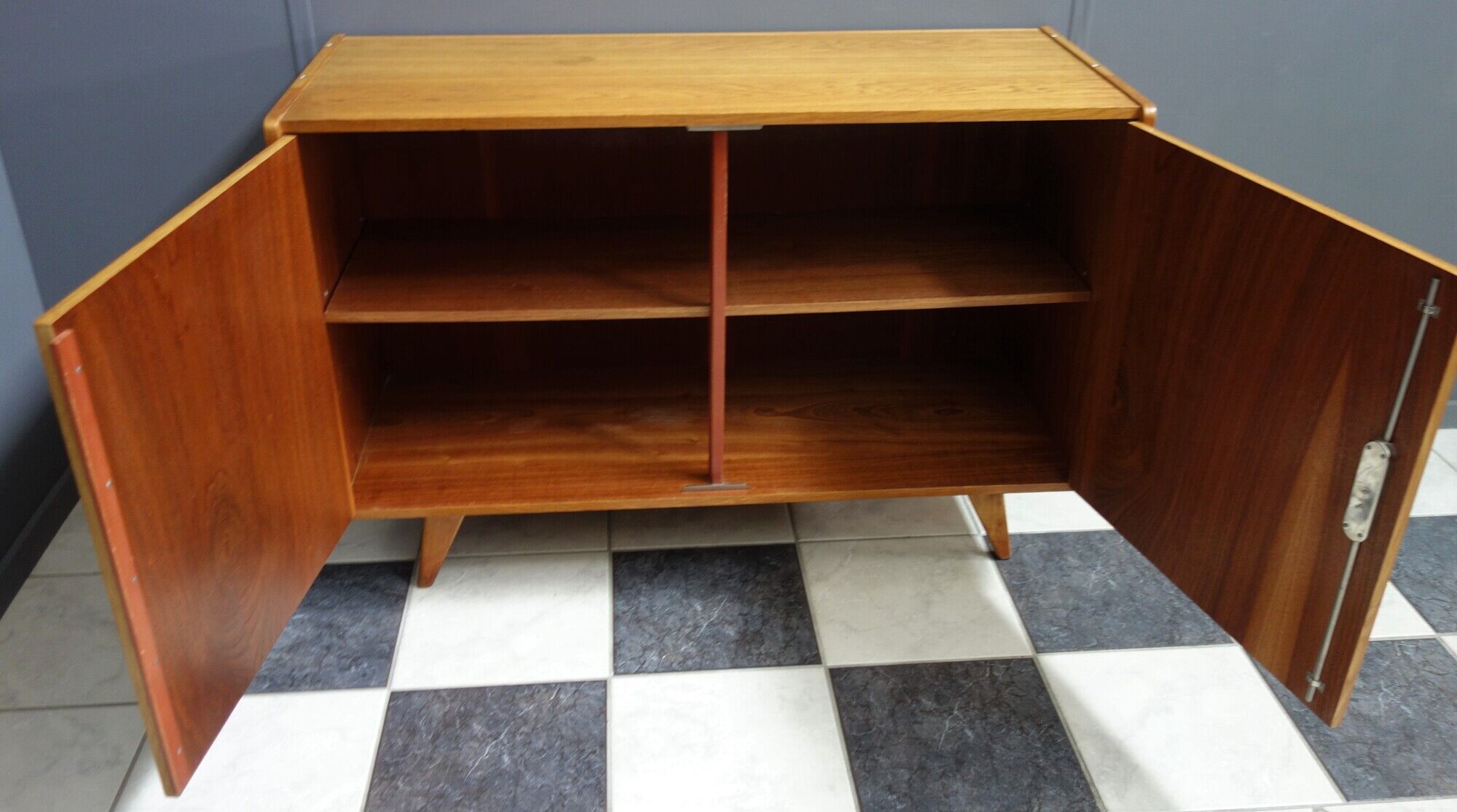 Jiroutek sideboard in wood model U450 2 doors 1960s