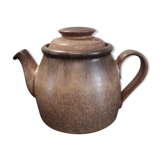 Sandstone teapot