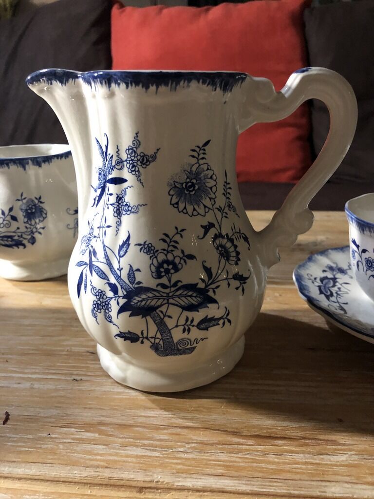 Lancaster head-to-head coffee service