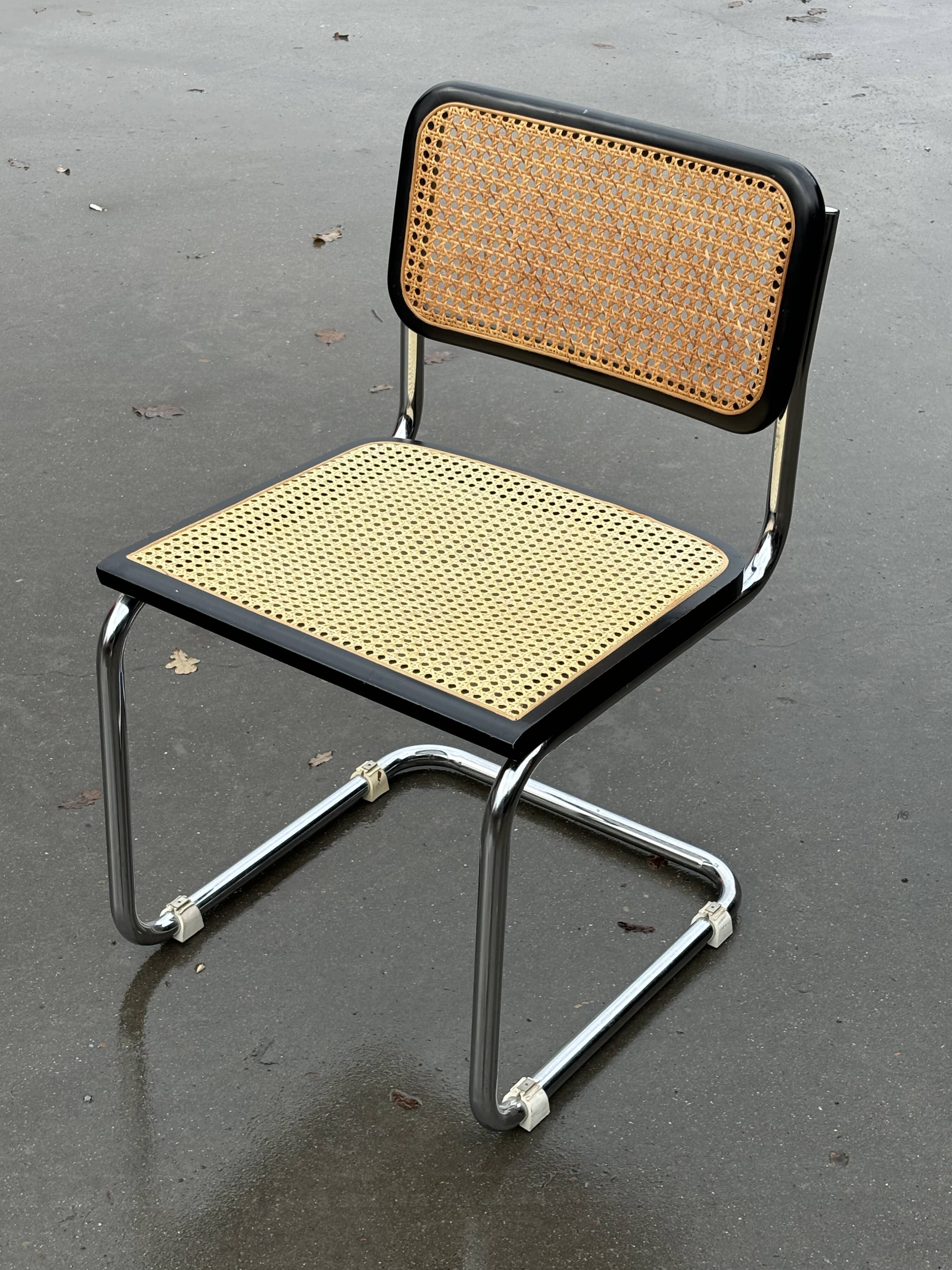 Cesca chair b32 model in chrome and black