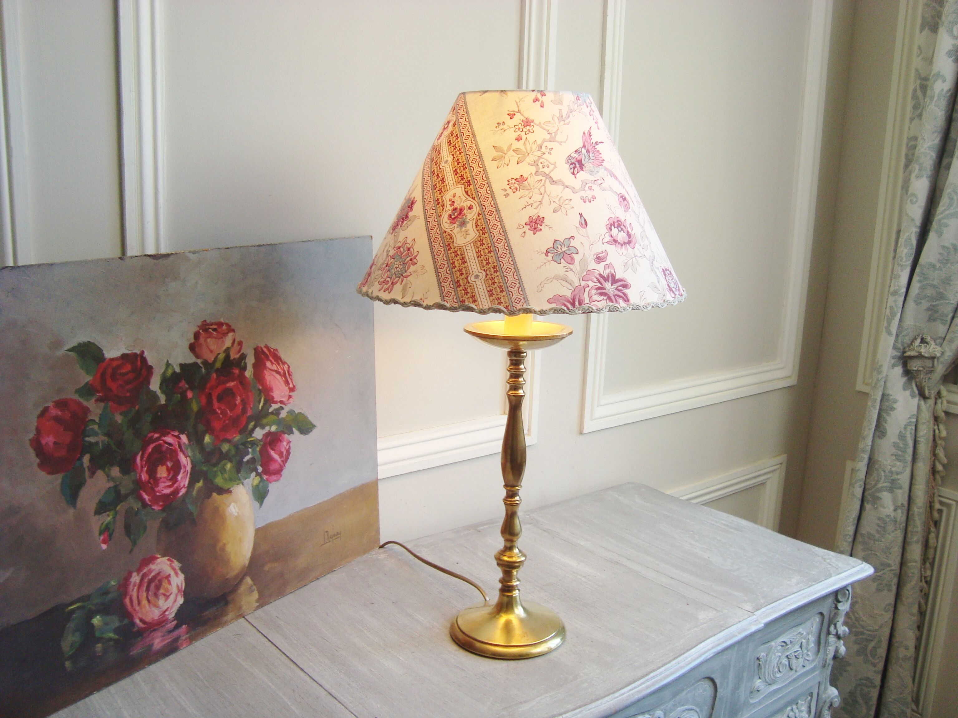 Lampe ancienne en laiton avec son abat-jour en tissu années 1900 fait main en France