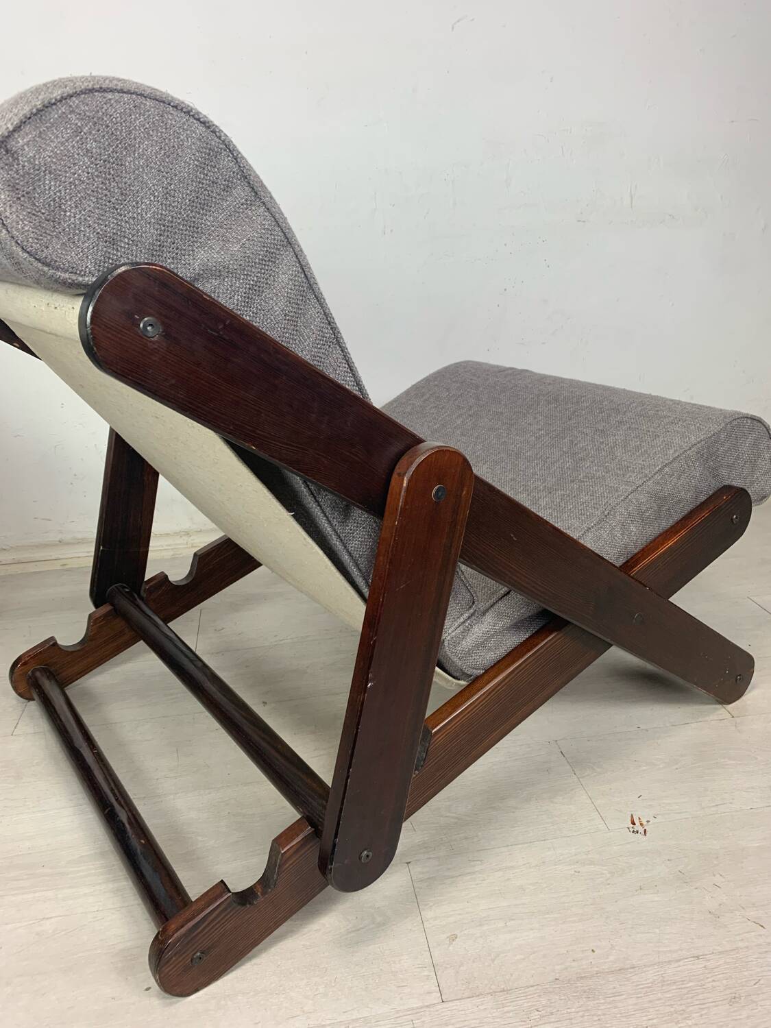 Pair of folding armchairs