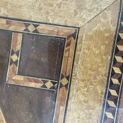 Grand plateau vintage,  marqueterie de bois sous verre