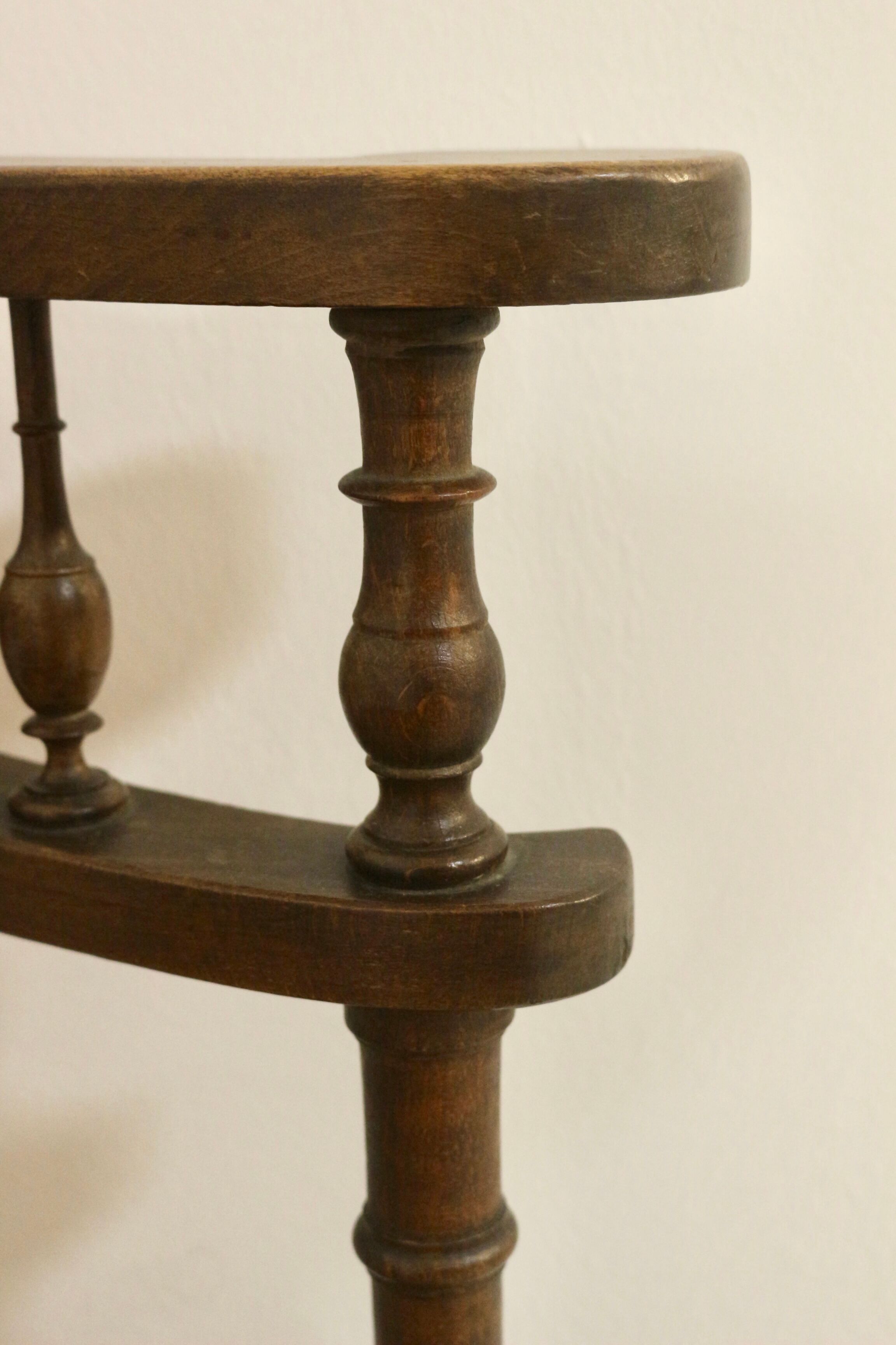 Vintage corner chair, sculpted backrest 1940