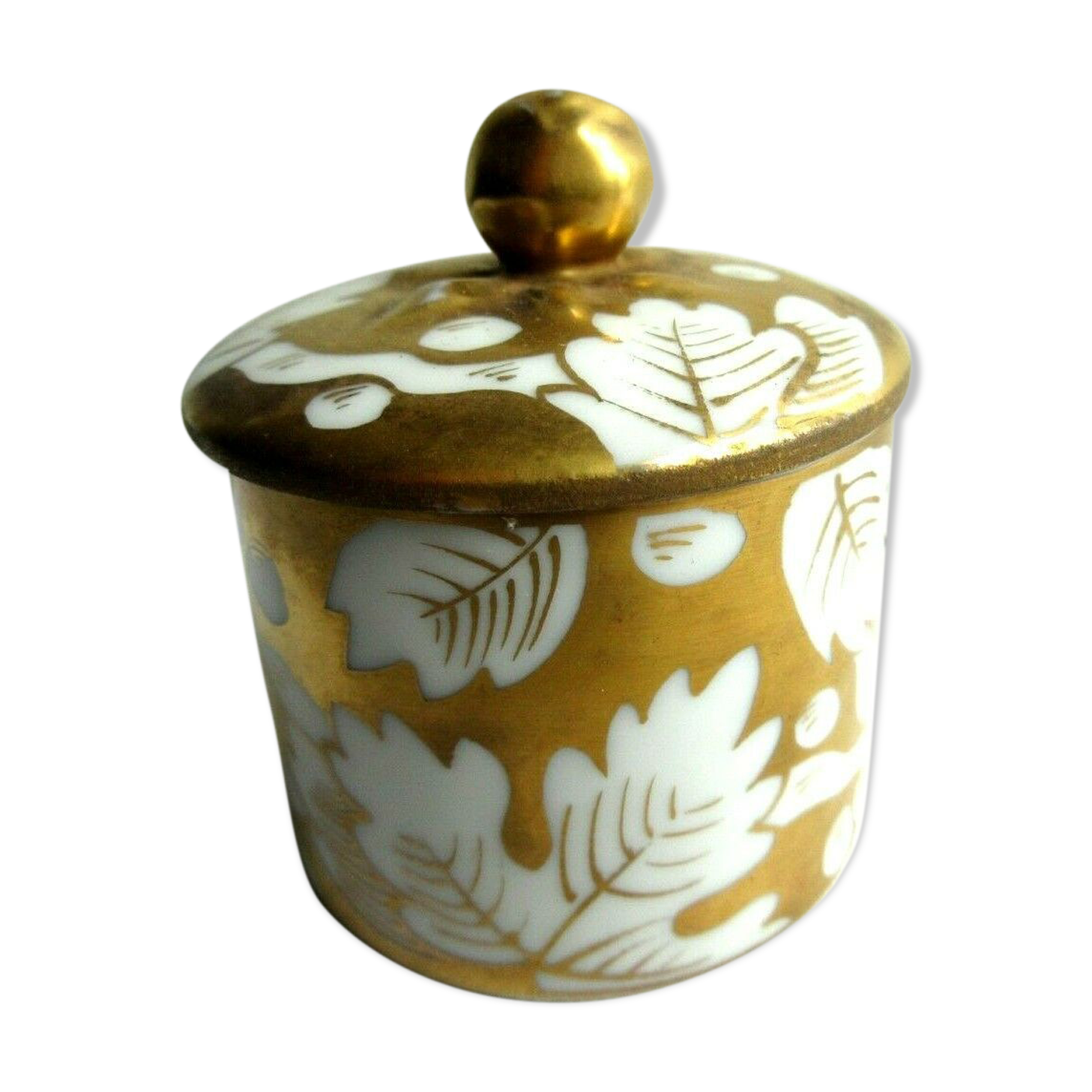 Cream pot, white porcelain and gold, Vine leaves, Limoges Depierrefiche