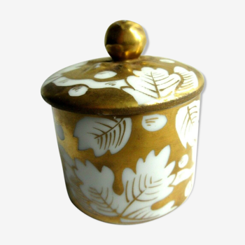 Cream pot, white porcelain and gold, Vine leaves, Limoges Depierrefiche