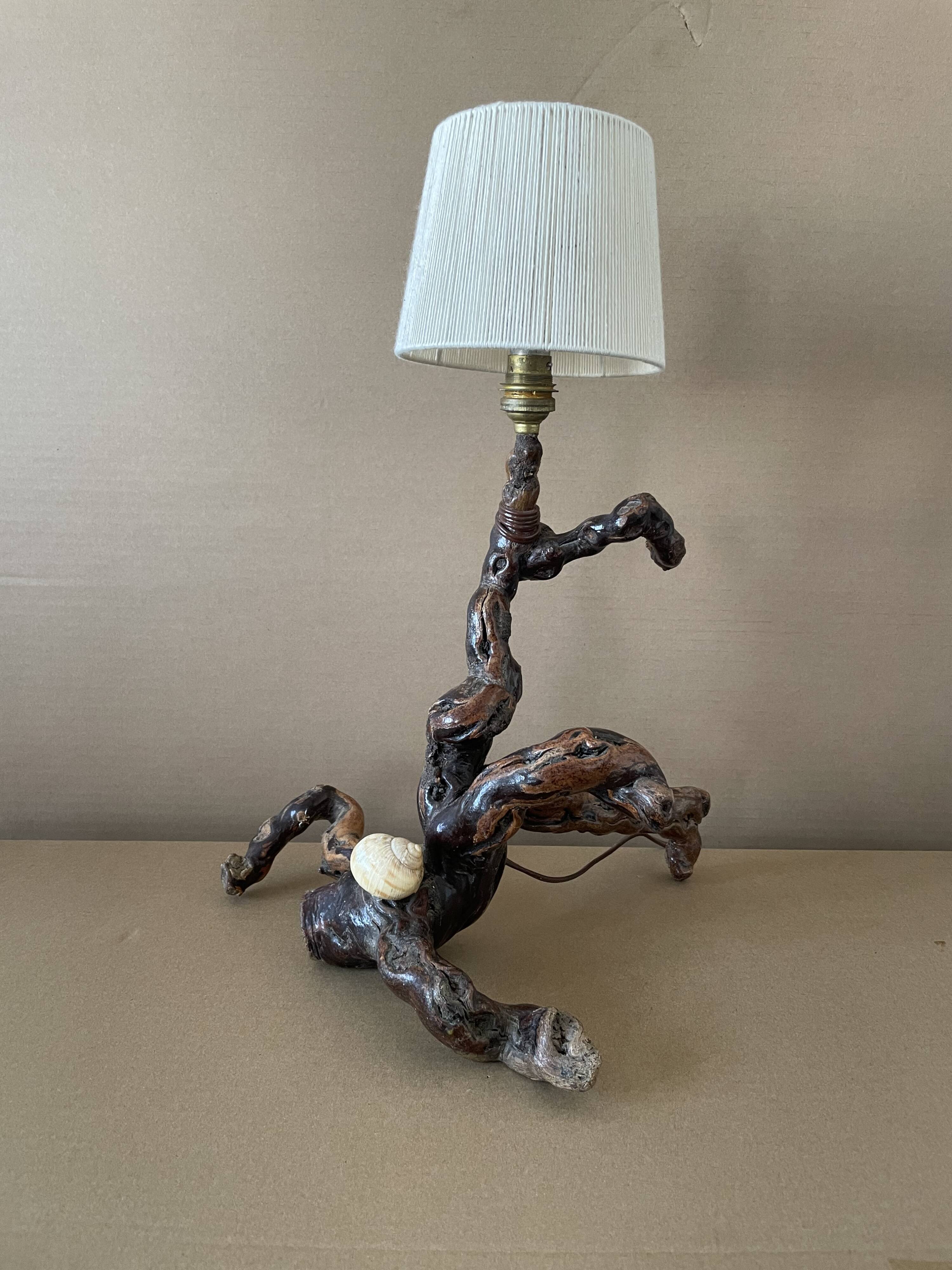 Vine table lamp