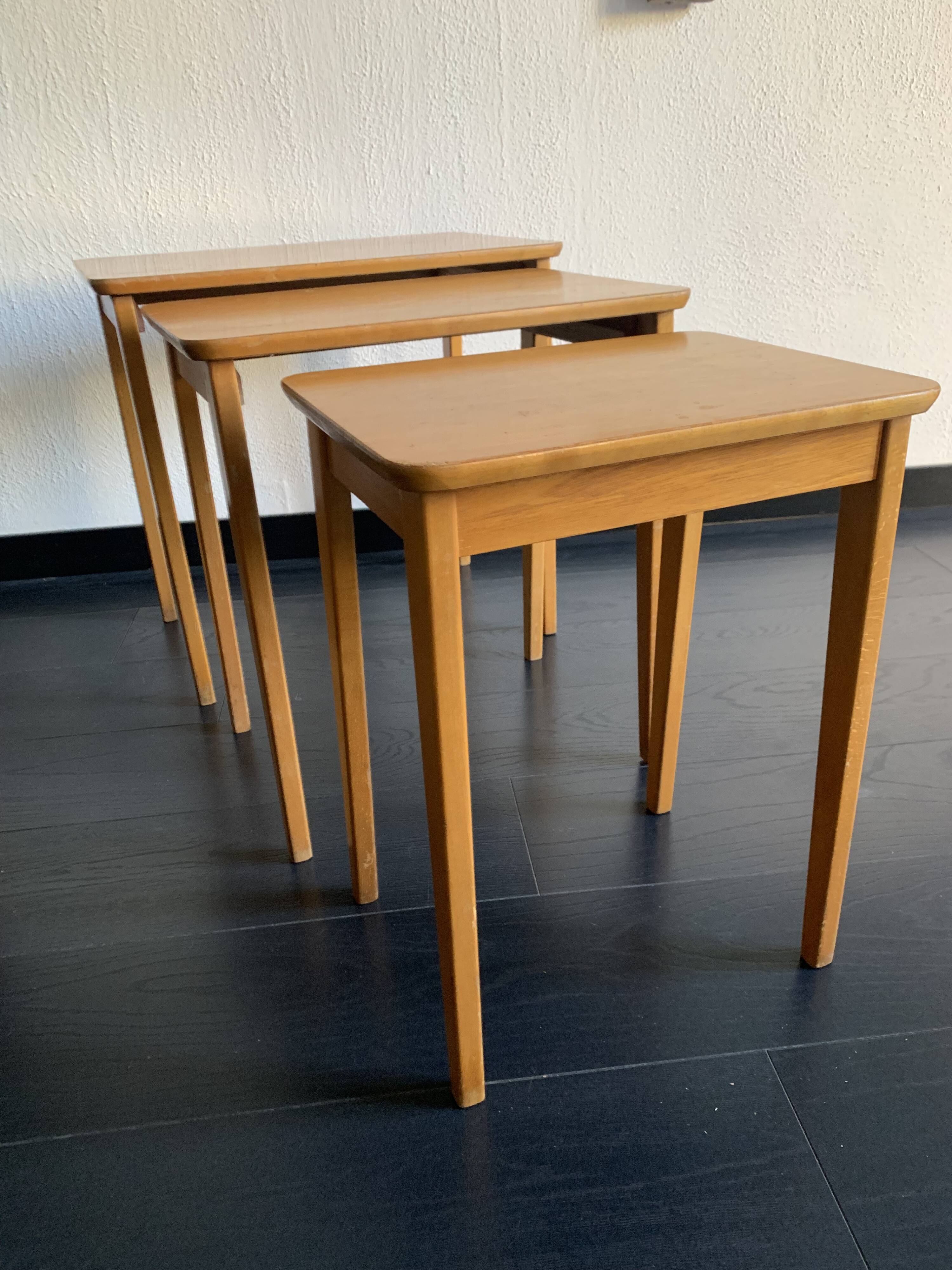 Vintage nesting tables 1960s, light wood coffee table, side table - 52 x 55 x 3.