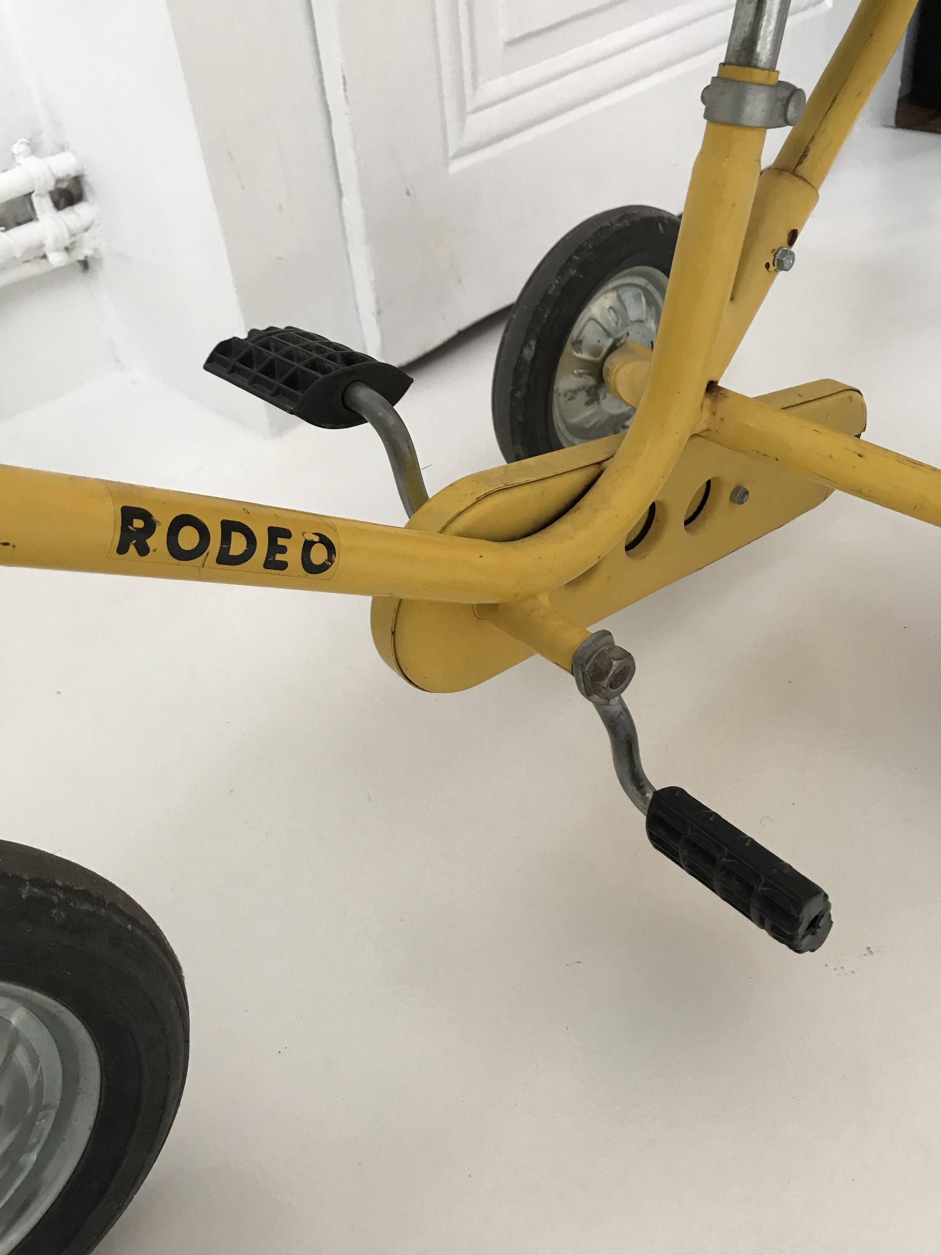 Rodeo yellow tricycle