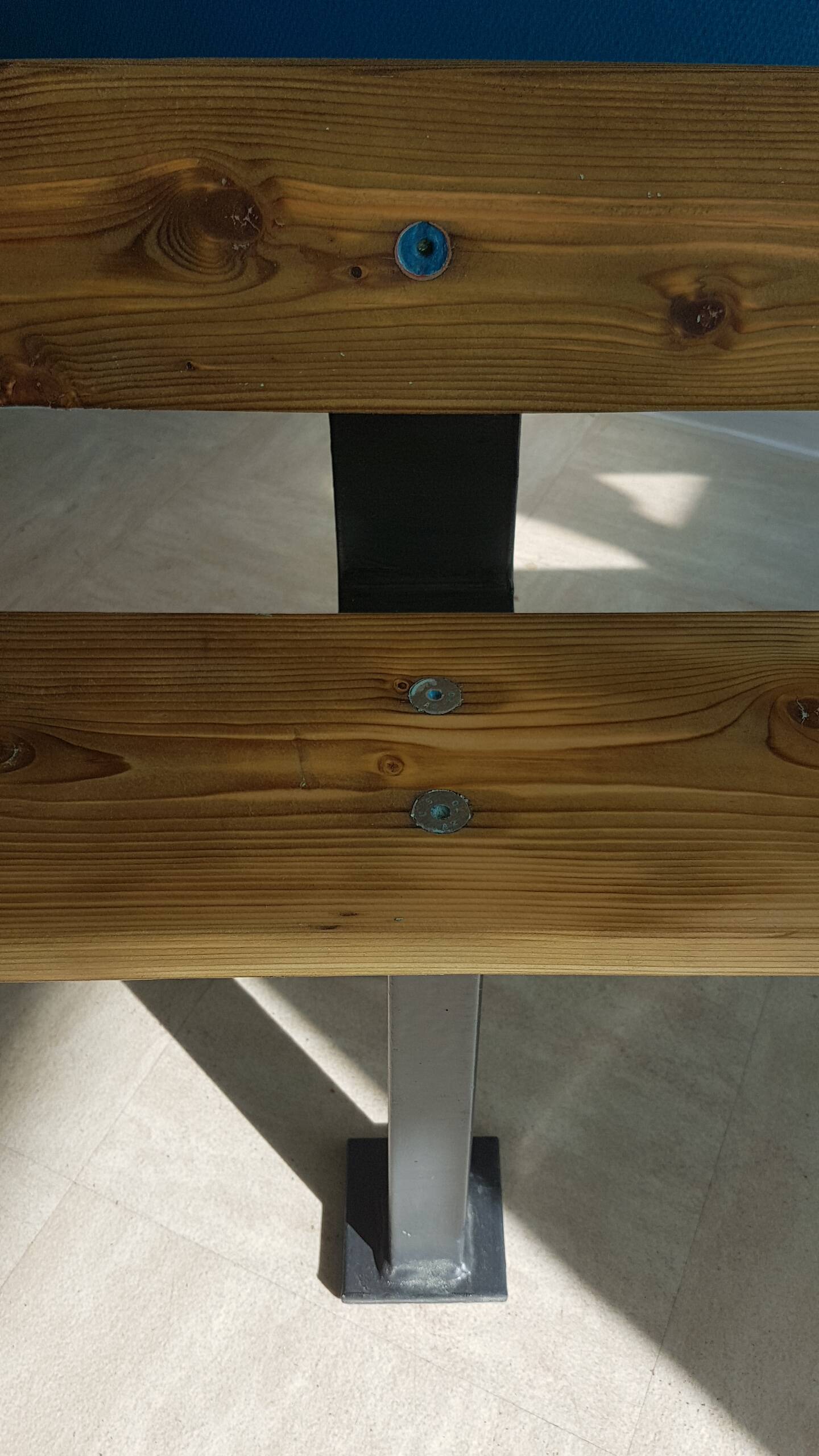 Banc d'école maternelle