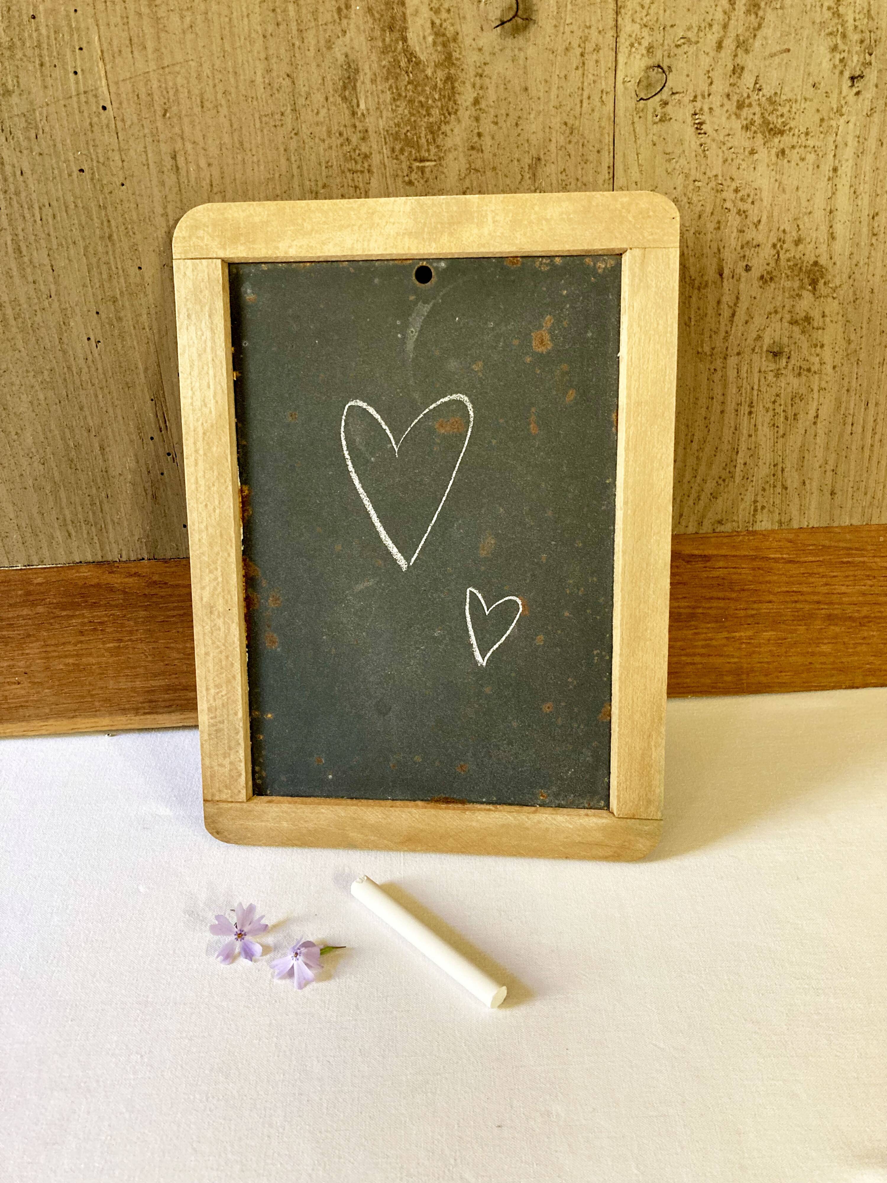 Old school slate + chalks