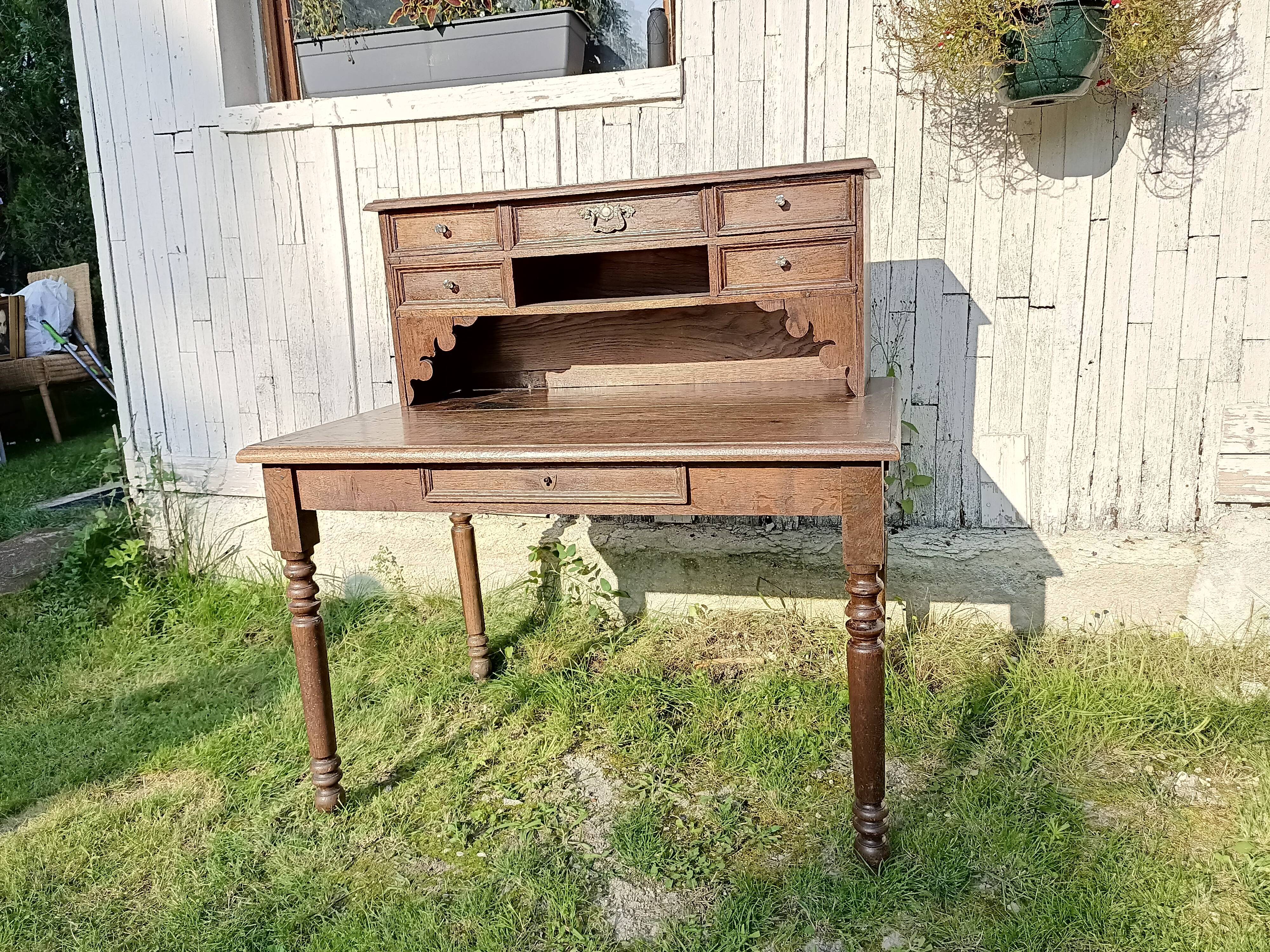 Bureau ancien