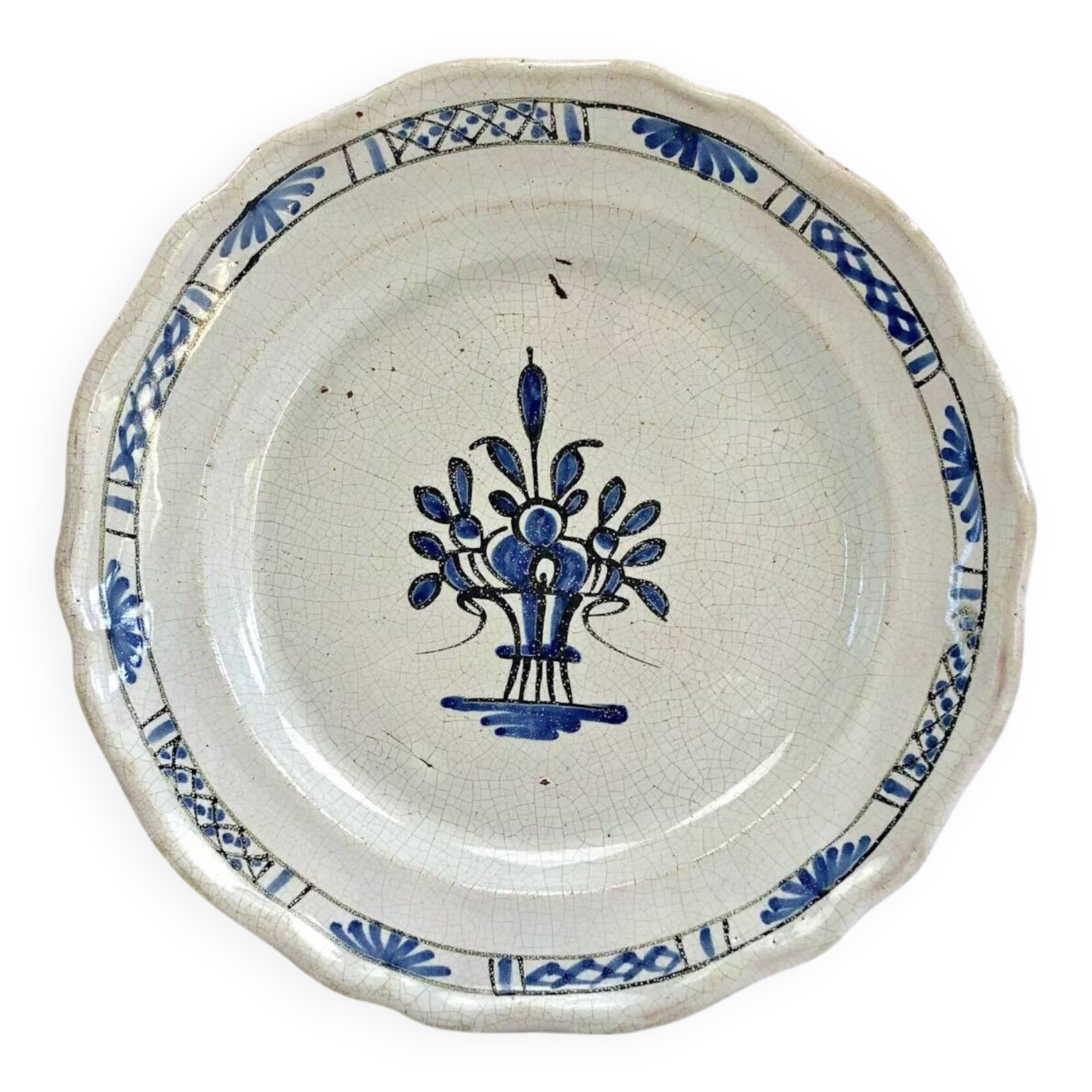 Old round hollow dish XVIII black bottom Rouen Forges les eaux