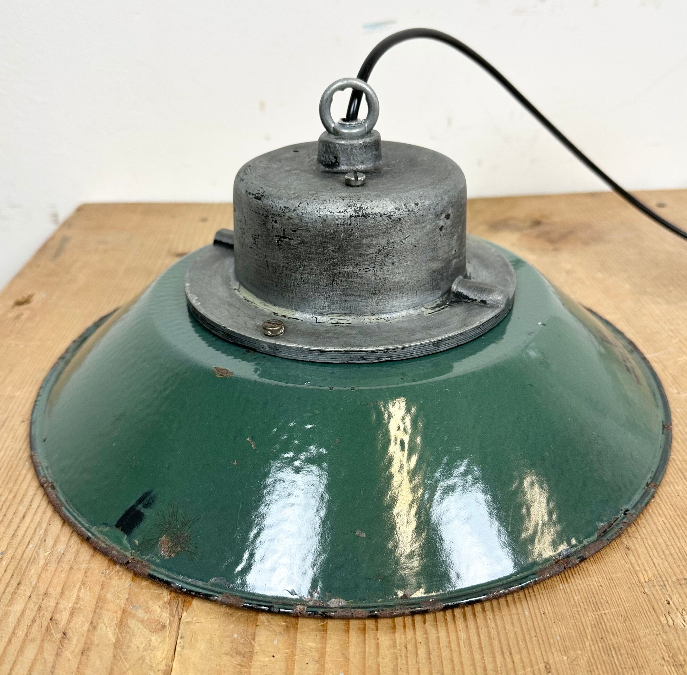 Green enamel and cast iron industrial pendant light, 1960s