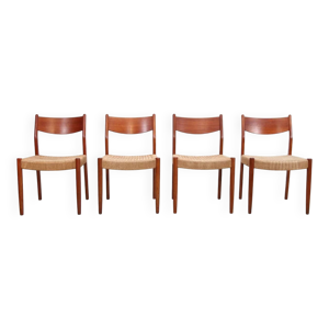 ensemble de quatre chaises