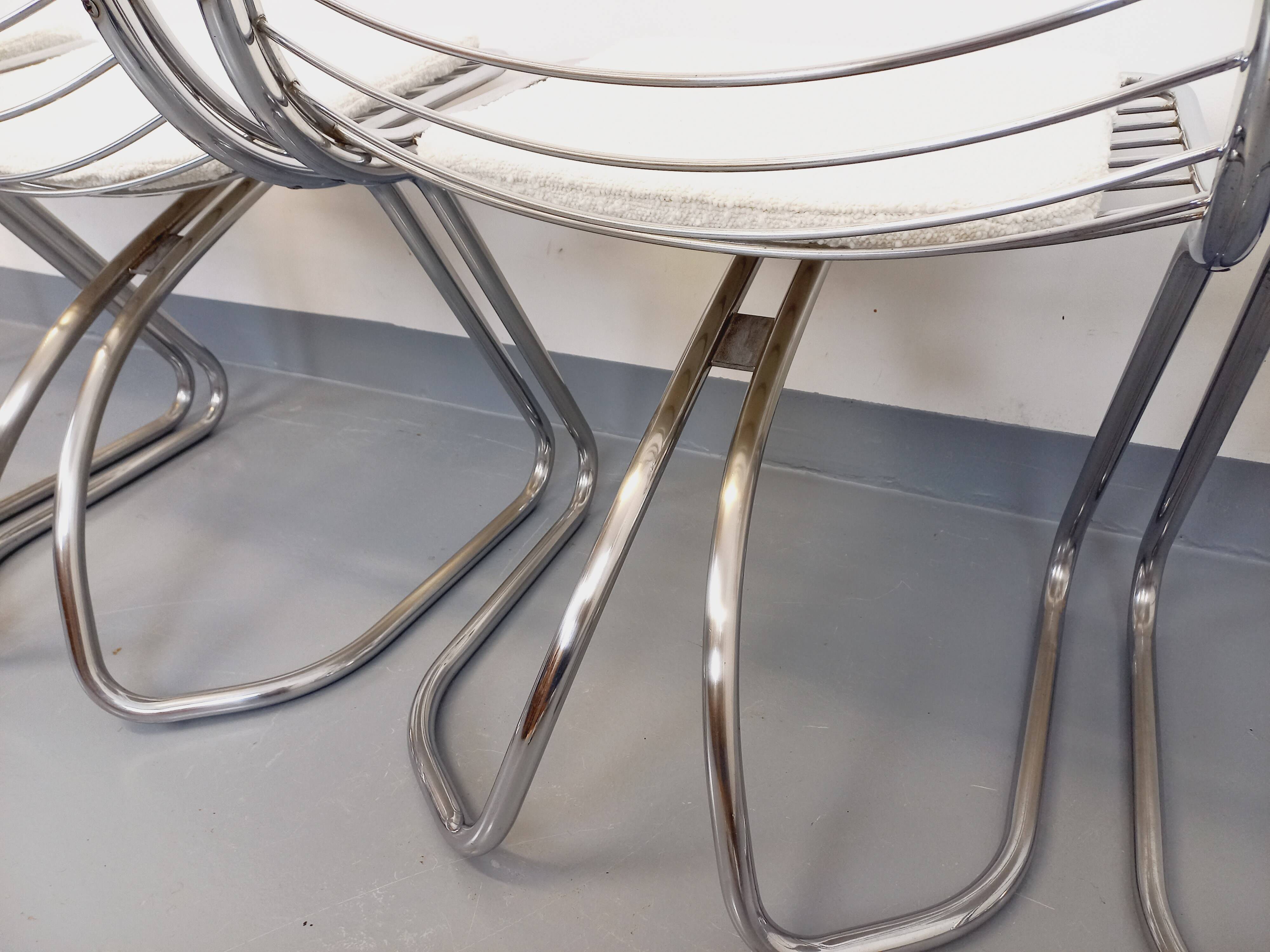 Set of 4 vintage Italian Gastone Rinaldi style chairs in chrome metal
