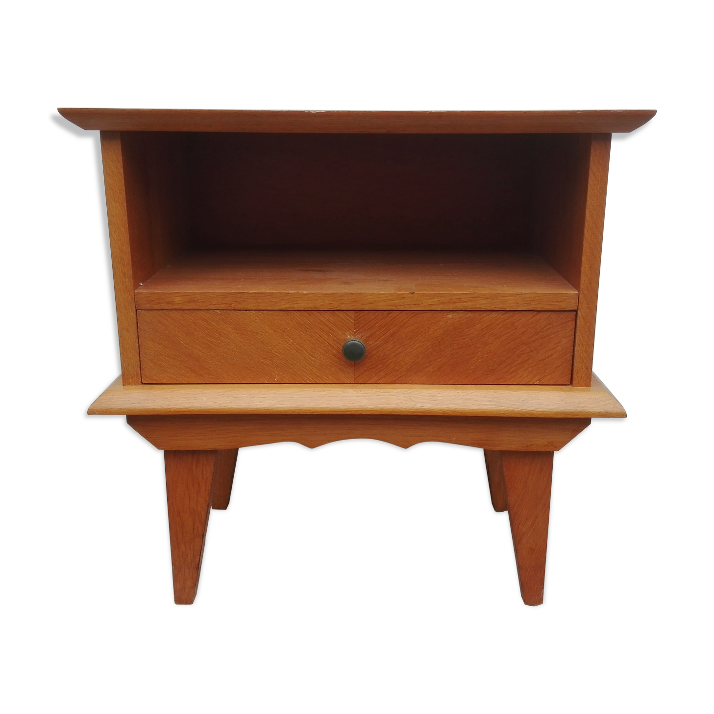 Bedside Scandinavian feet compass