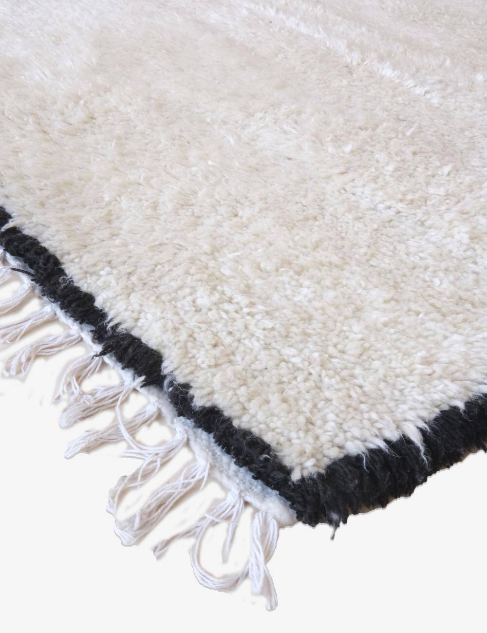 Beni Ouarain White Rug - 170 x 123 cm