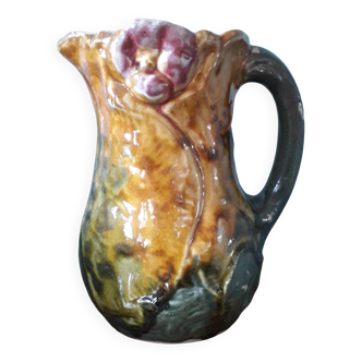 Pichet, vase vintage en barbotine