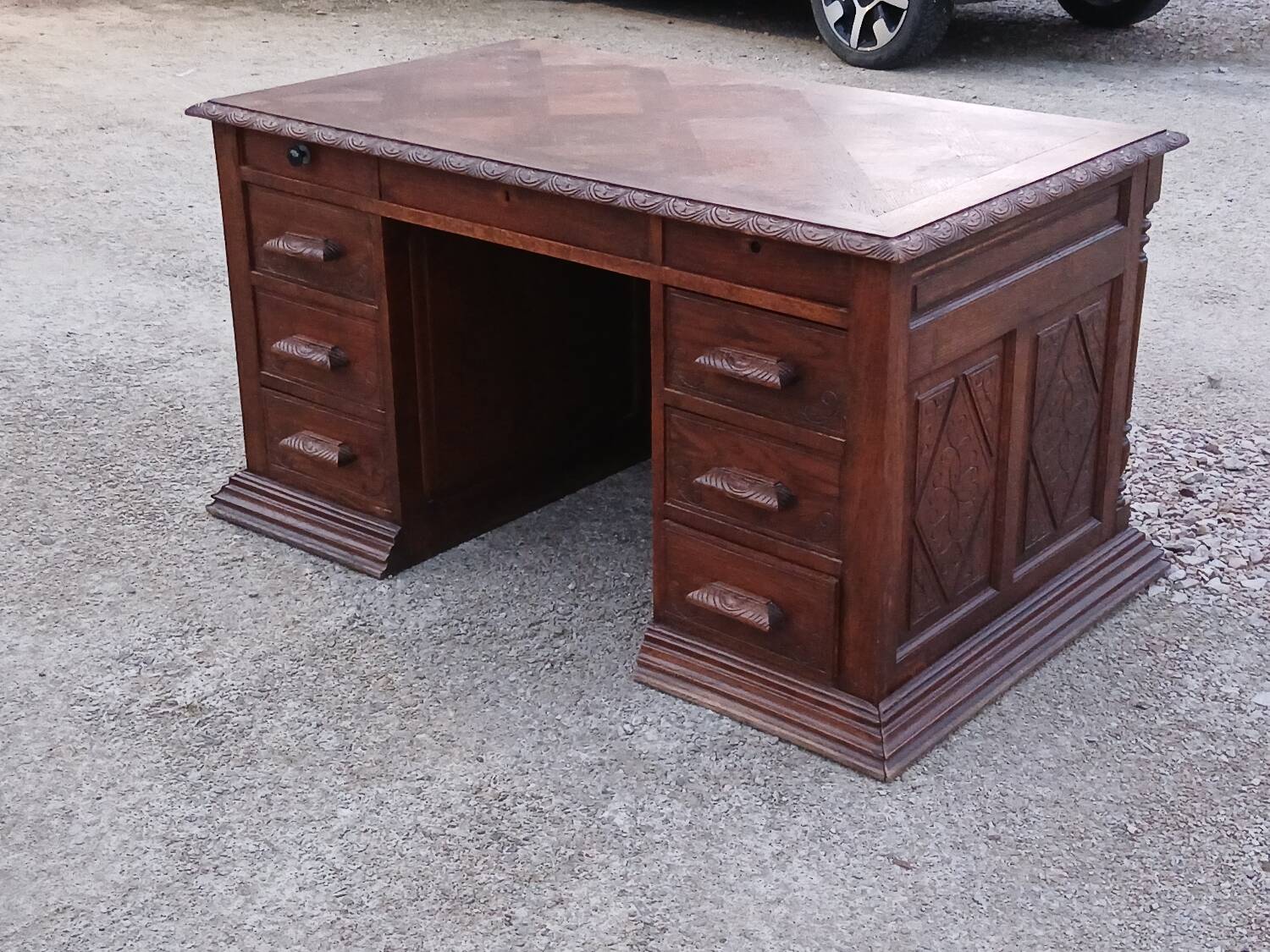 Carved Minister's Desk "Double Face" – 1950s