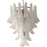 Lustre en cascade en verre de murano givré « selle »