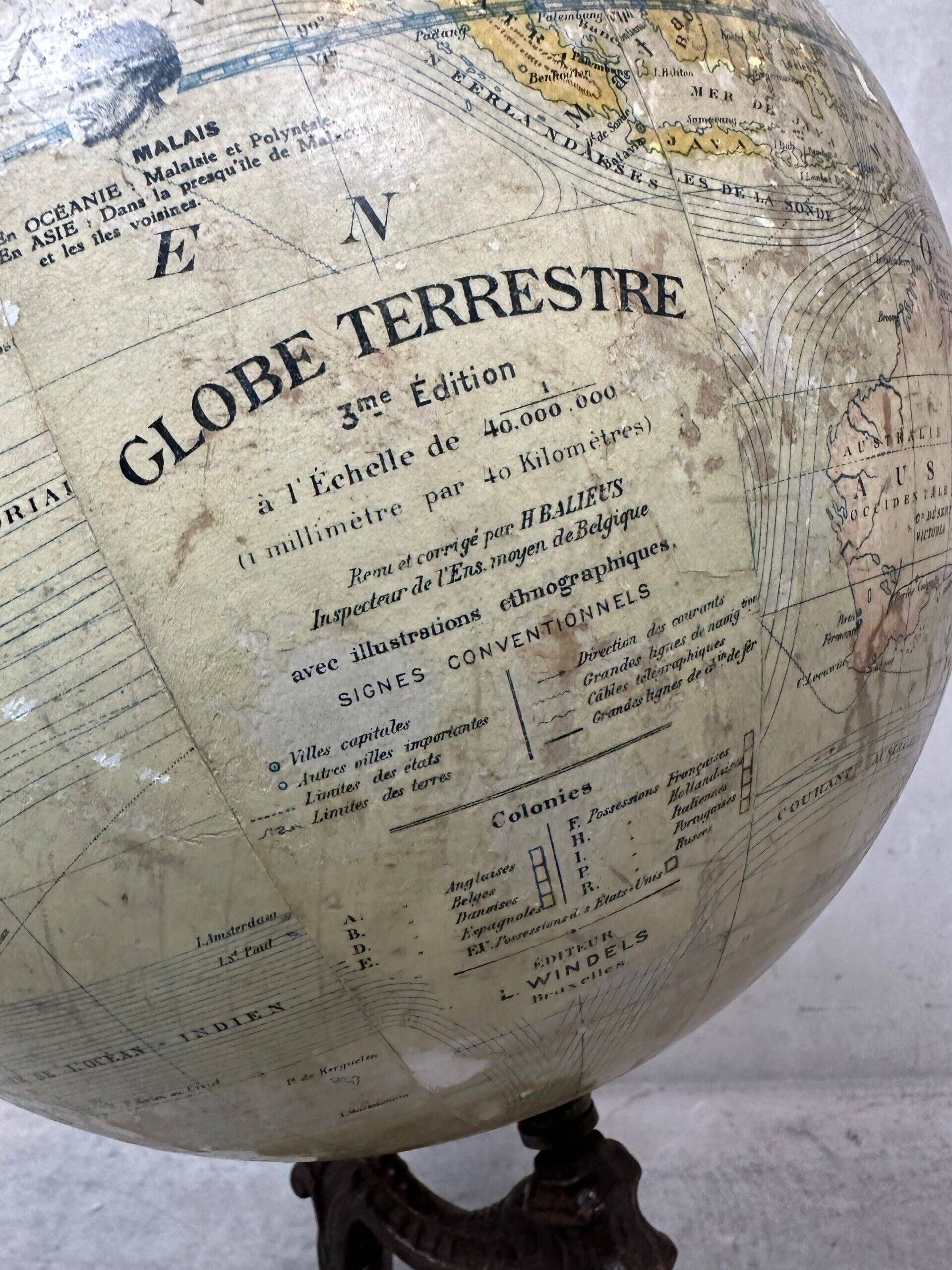 Globe ancien – Windels (plâtre)