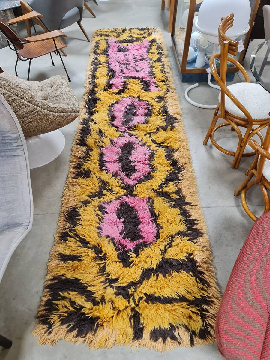fluffy runner carpet