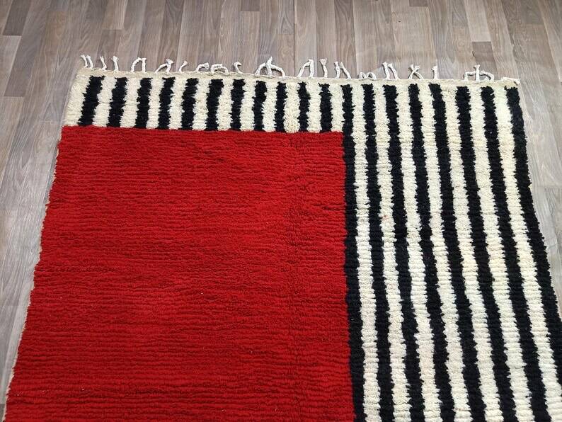 Tapis berbère en laine pure fait main traditionnelle taille 150/250 cm