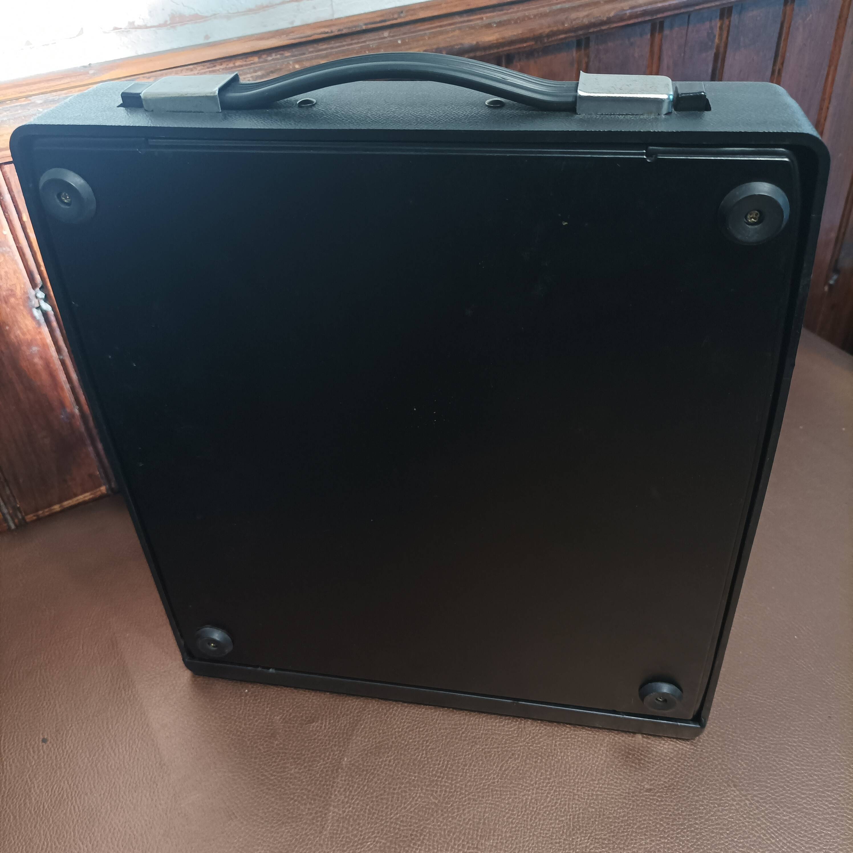 Quen Data 680 De Luxe BLACK typewriter revised new ribbon