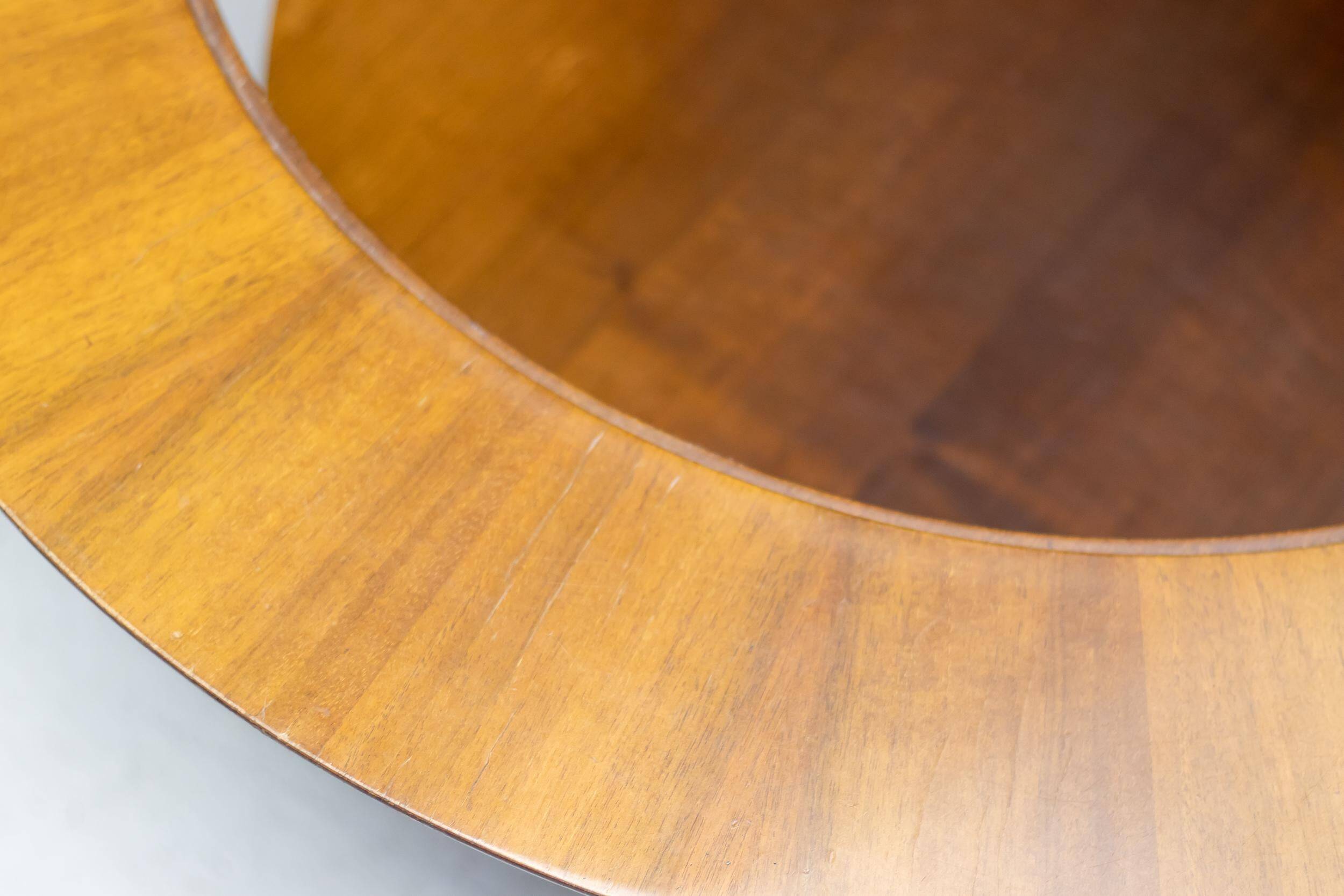 Sculptural coffee table in walnut and glass, Italy, 1950.