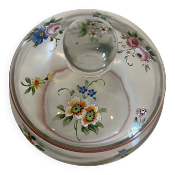 Pot en verre fleuri