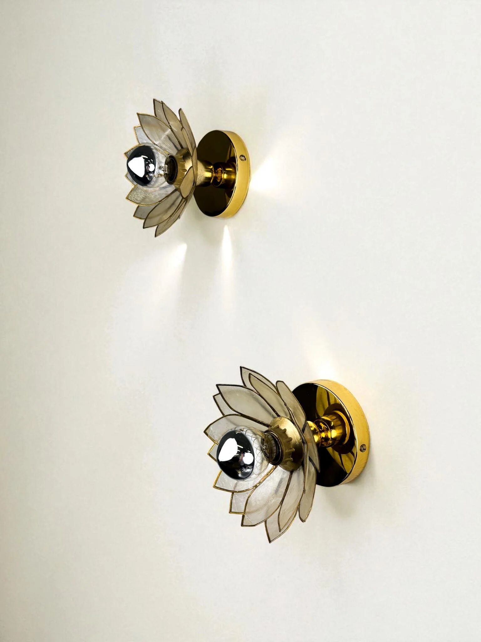 Pair of lotus flower wall sconces, mother-of-pearl petals & gilt brass, Italy, 1970s