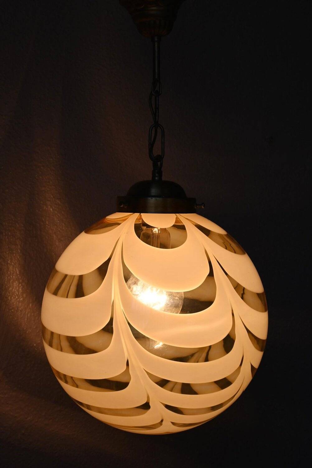 Suspension globe glass from Murano, marbled, brass, 1970s.
