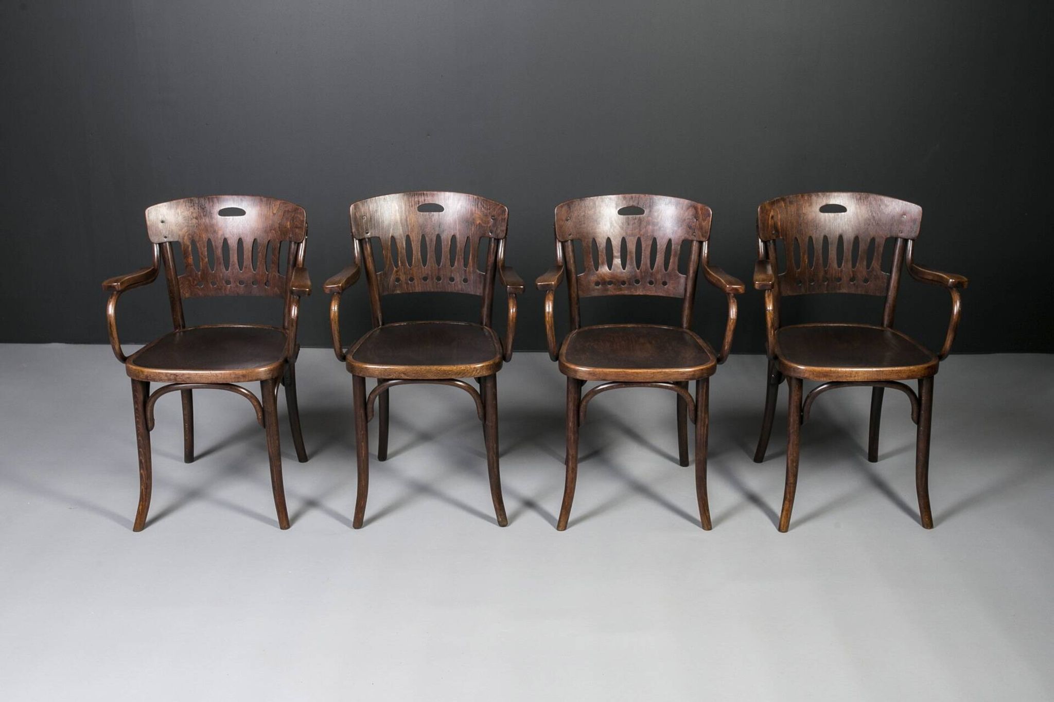 4 chaises Thonet par Jacob & Josef Kohn, modèle No. 380, 1930