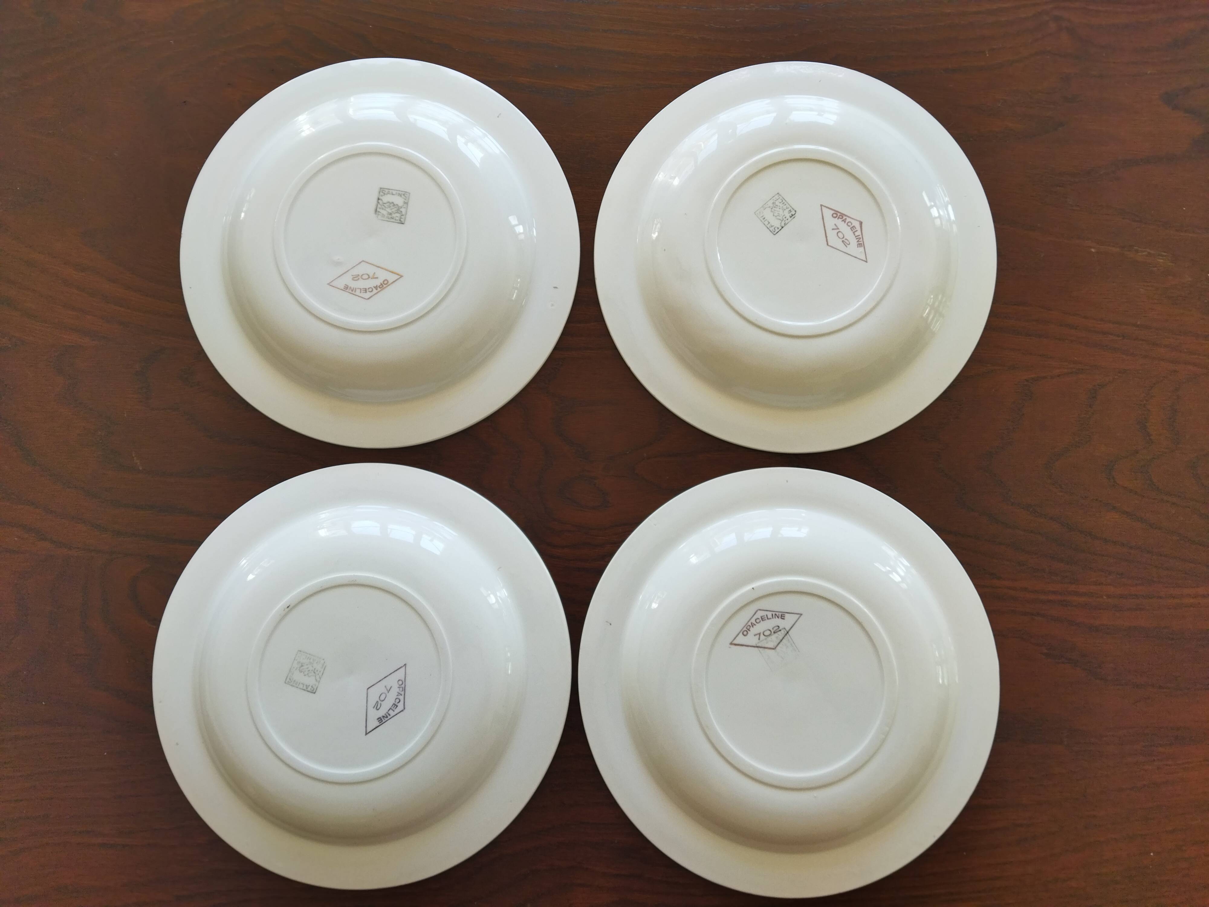 8 semi-deep plates Salins Opaceline 702