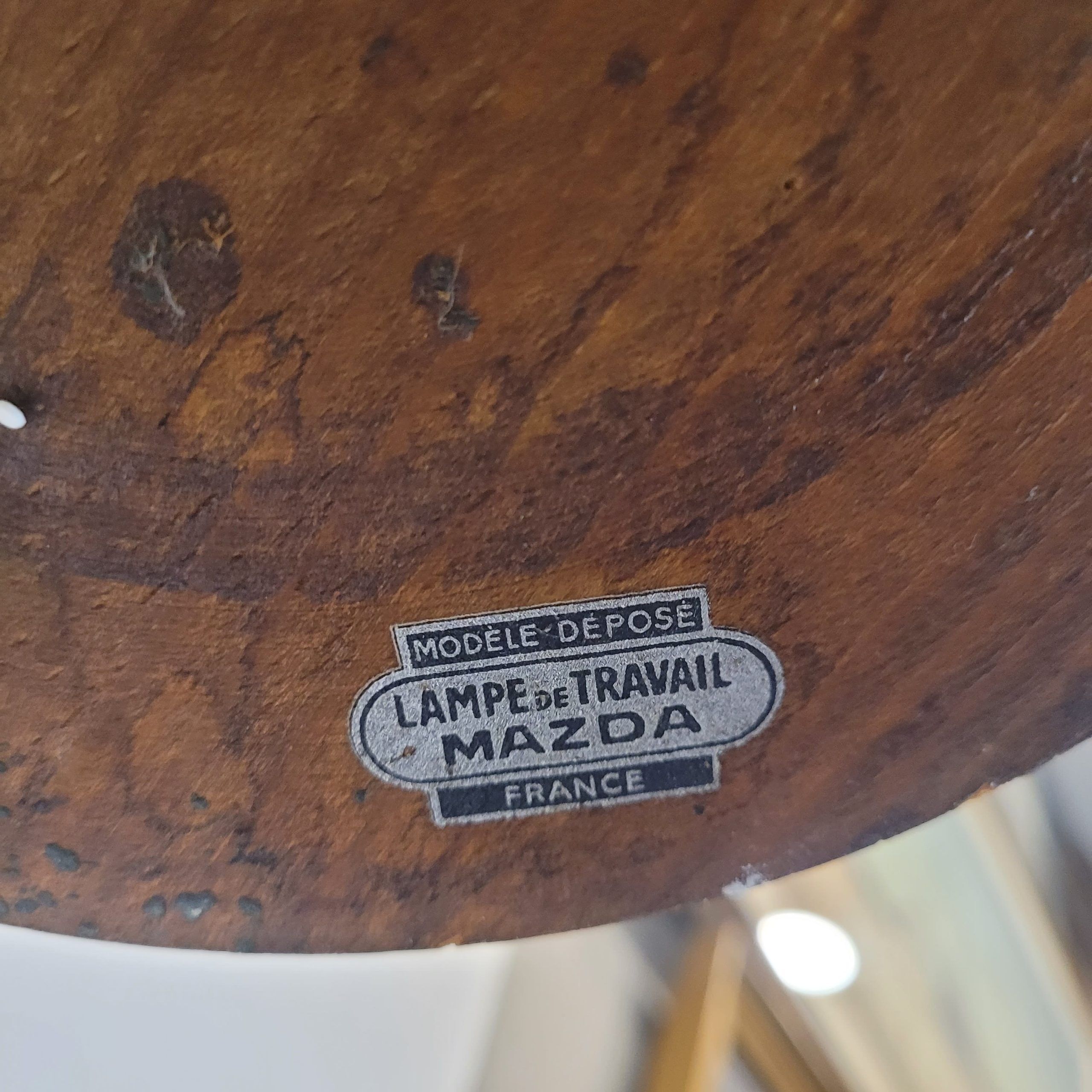 Lampe de table, bois et verre opalin, mazda, art déco, années 20 – france
