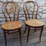 Pair of chairs bistro Thonet No.18 circa 1920