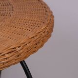 Table en rotin tressé